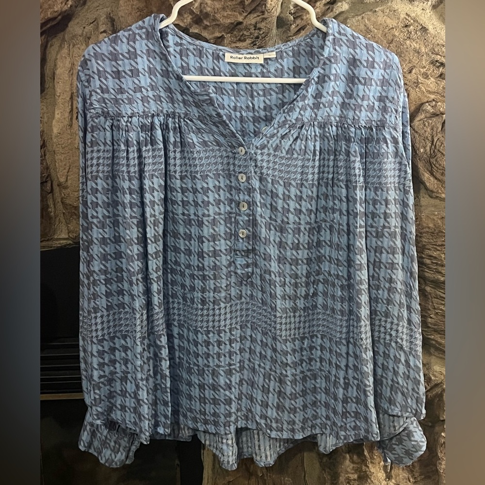 Women’s Roller Rabbit Houndstooth Blouse size Medium